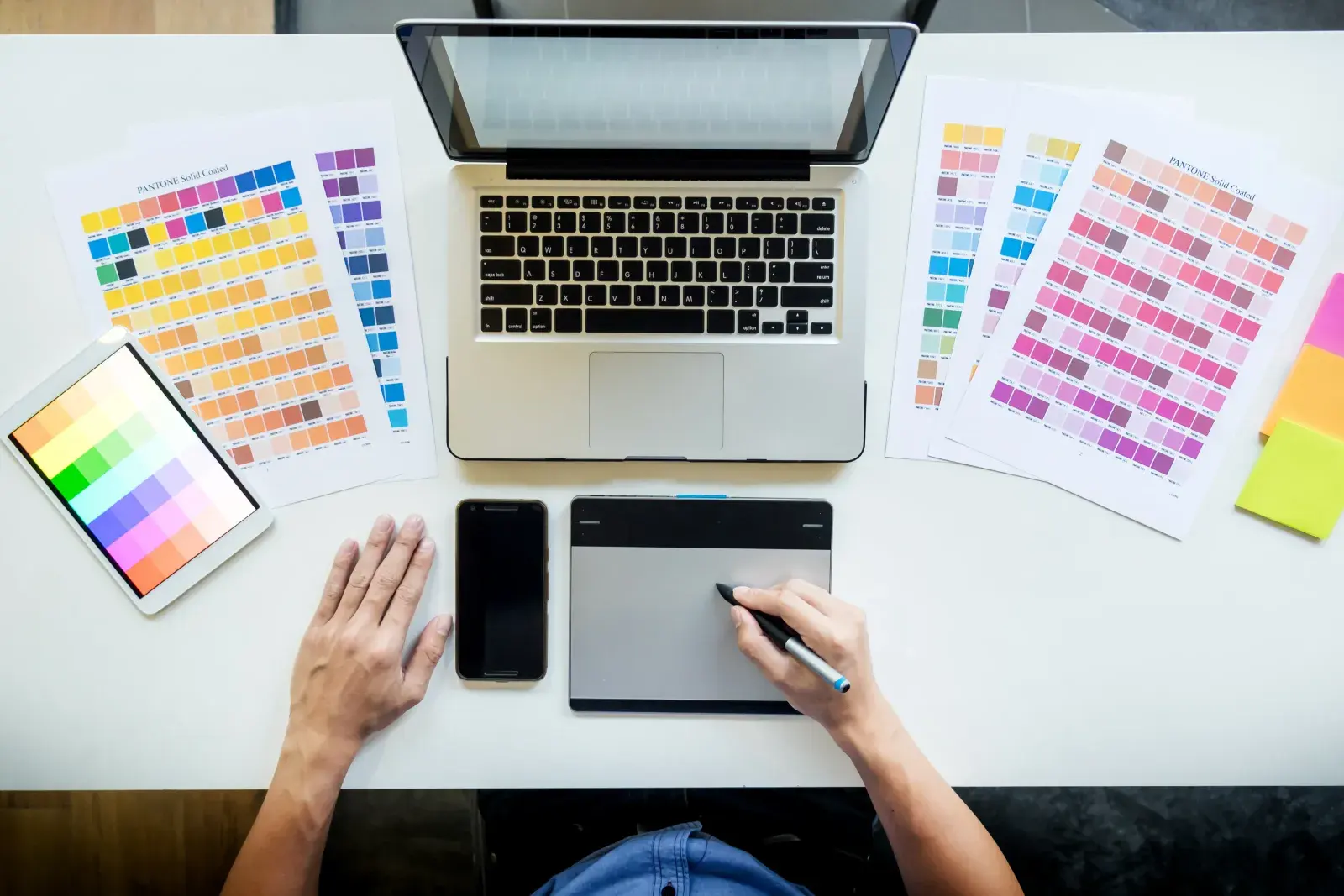 Autónomo freelance de diseño web: guía completa 2026